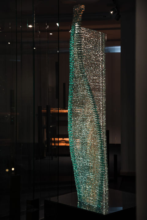 Canvas, glass sculptures, glass art, glass sculpture, glass art sculpture, Artistic sculpture, Artistic glass sculpture, Public space design, Public space art, Public space glass art