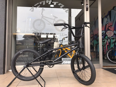 【✨新古車のご案内✨】新品パーツで組み直しました😊👍BMXを価格抑えめで乗り始める方にオススメ🚲💨
