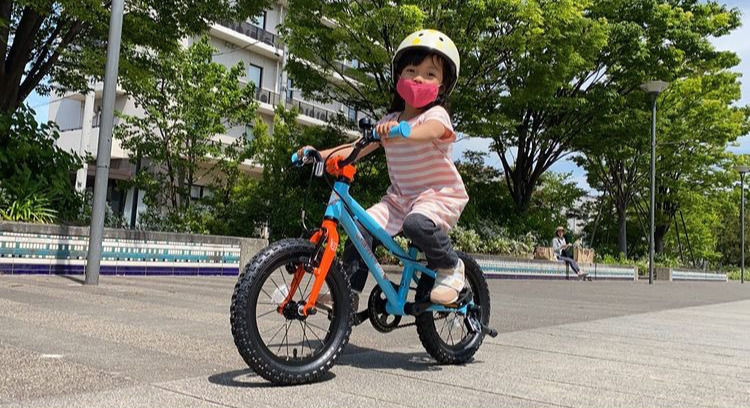 ★カワイイ娘にはカワイイバイクを！★お兄ちゃんの自転車を貰うまで！！