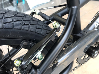 ARESBKES/A-KID】BMXブランドが提案するキッズバイク！決してルックス