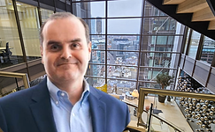 GBTPON1W8AAQqgD - With Gabriel Montana - 2.png