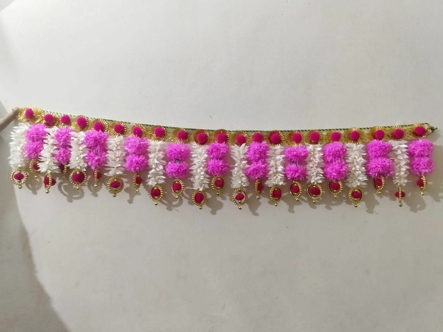 Gajra hanging toran
