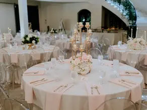 Dallas-Fort Worth wedding planner helping with wedding planning and decor details by 7Elements