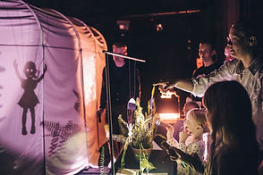 Kattas Figurteater, The shadow tunnel 2 - foto_ Jussi Virkkumaa.jpg