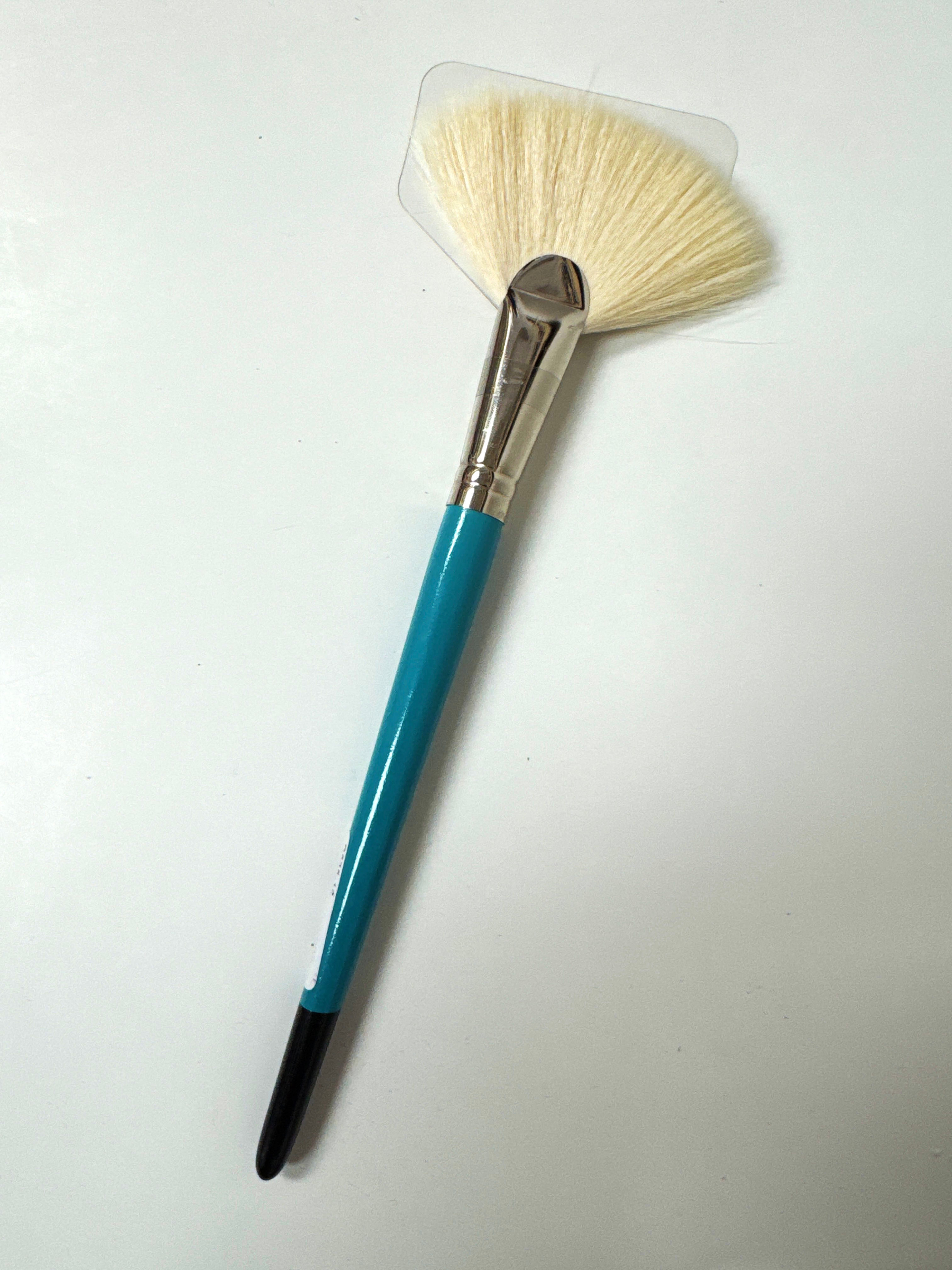 Soft Hair Fan Brush #12