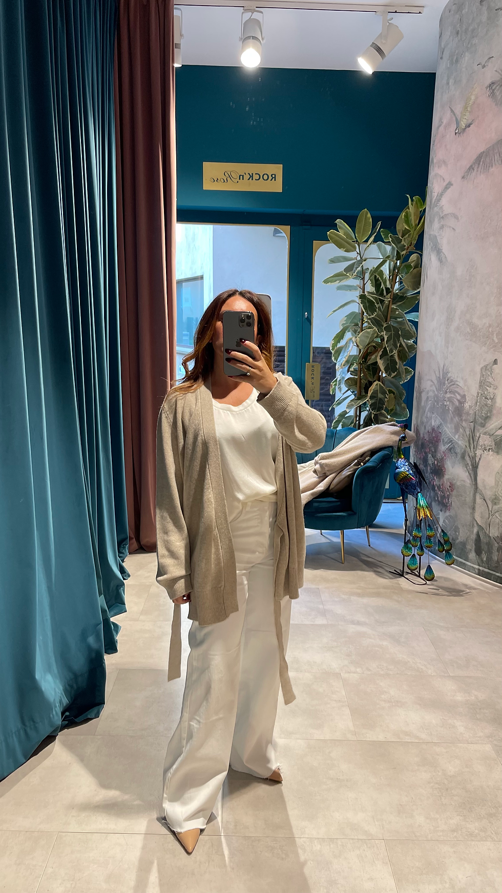 Thumbnail: Cardigan a vestaglia con laccio laterale 