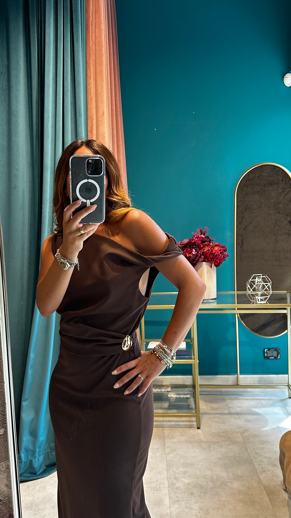 Miniatura: Abito midi con spalla arricciata drappeggio in vita 