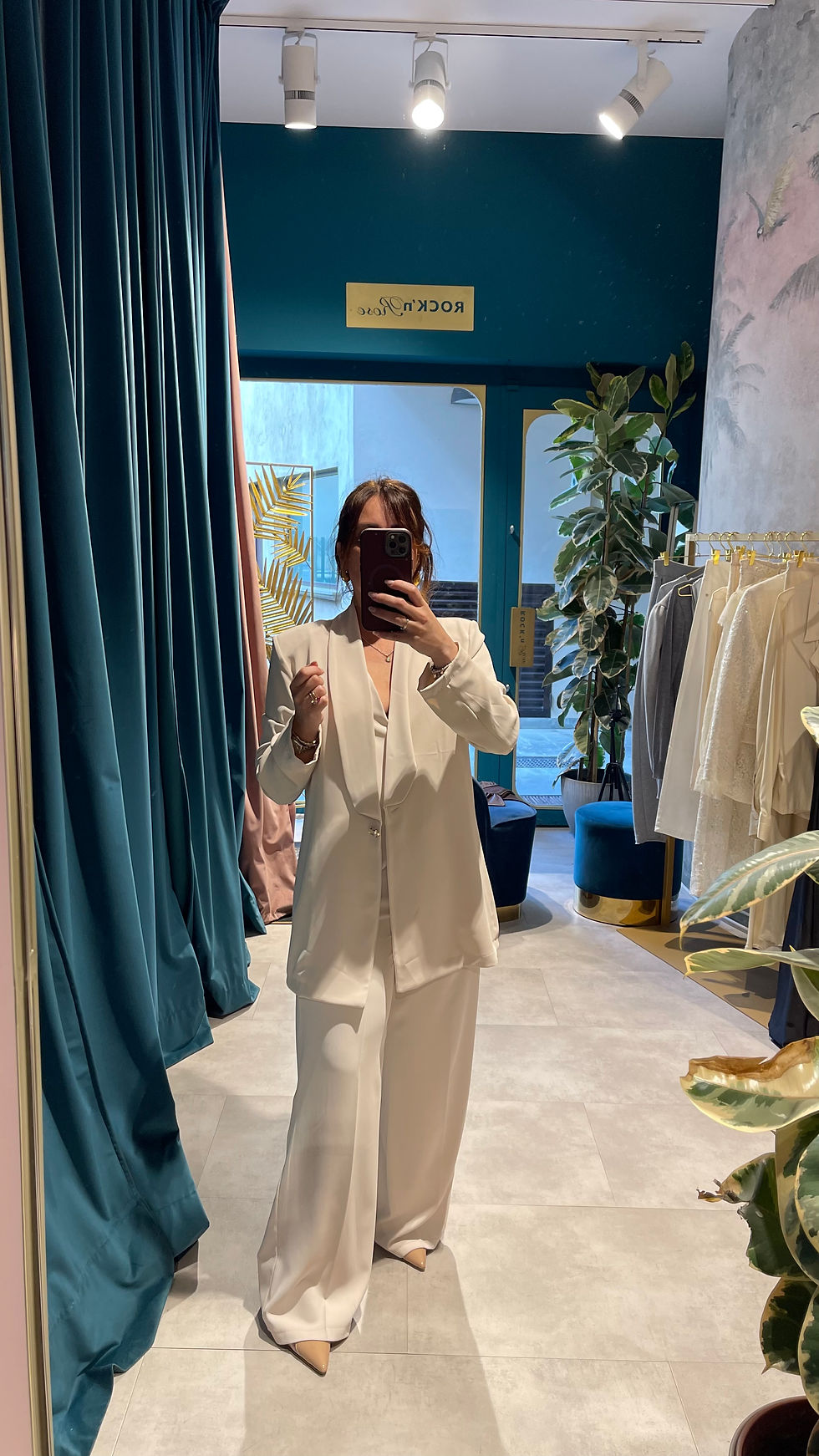 Miniatura: Completo gilet e pantalone a palazzo tessuto fluido 