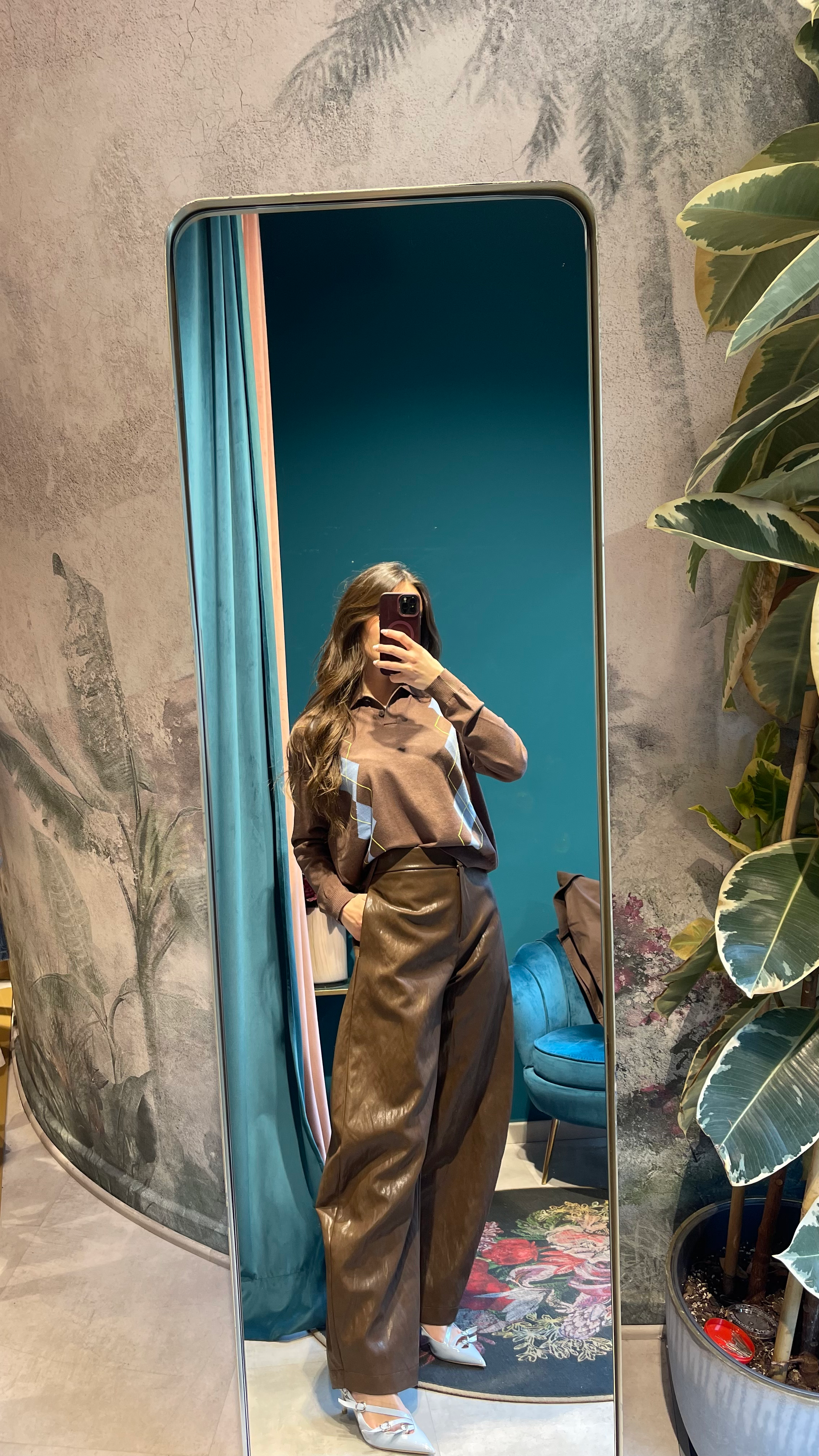 Pantalone ballon in ecopelle stropicciato 