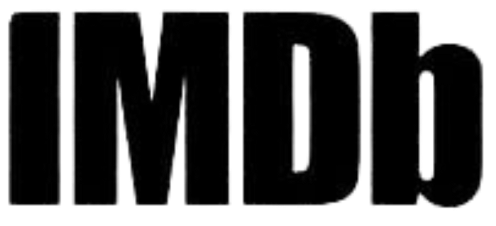 Black and White Clean Professional A4 Resume_edited.png