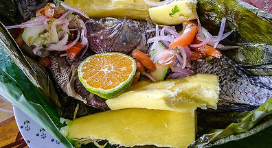 AYAMPACO DE PESCADO.jpg