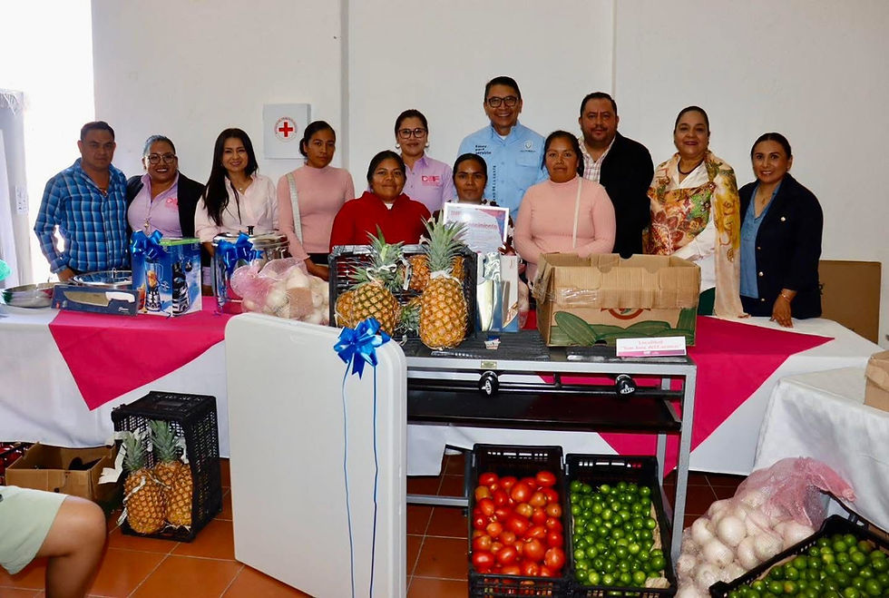 En San Luis de la Paz fortalecen comedores escolares con entrega de equipamiento y reconocen labor de comités de madres de familia