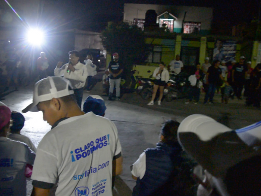 Roberto Carlos visita la colonia Loretito y se compromete a trabajar por los ludoviscenses