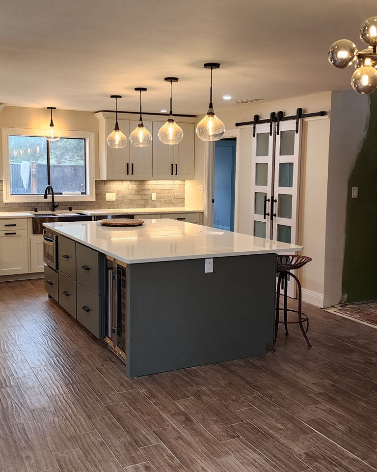 Image of finished kitchen remodel by DeBerry's All Pro kitchen remodeler in Corpus Christi