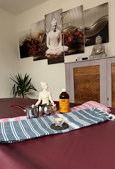 Abhyanga Massage Ölmassage indische Gesichtsmassage