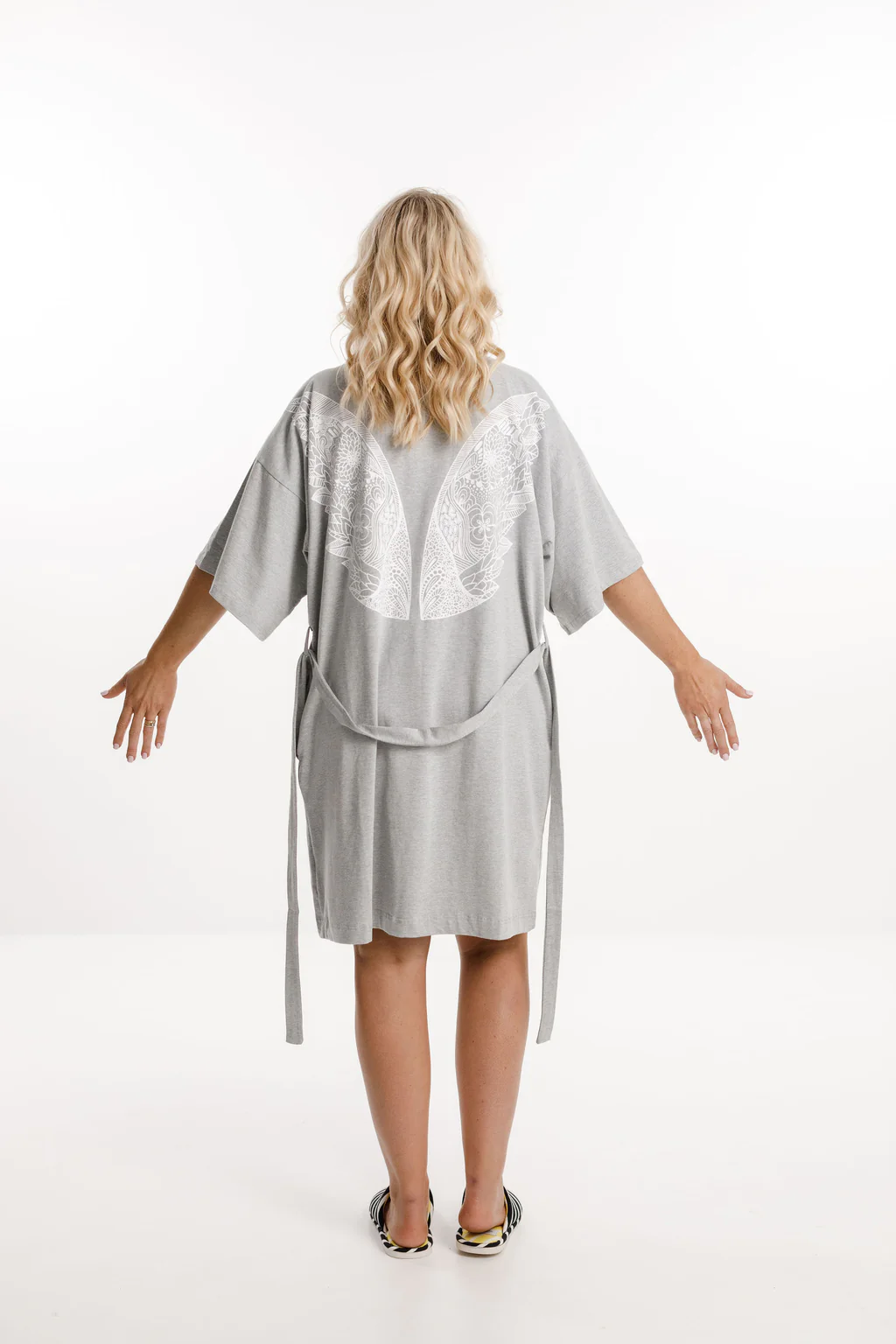 Robe - Grey with White Wings | Seamonkeez Jet Skis