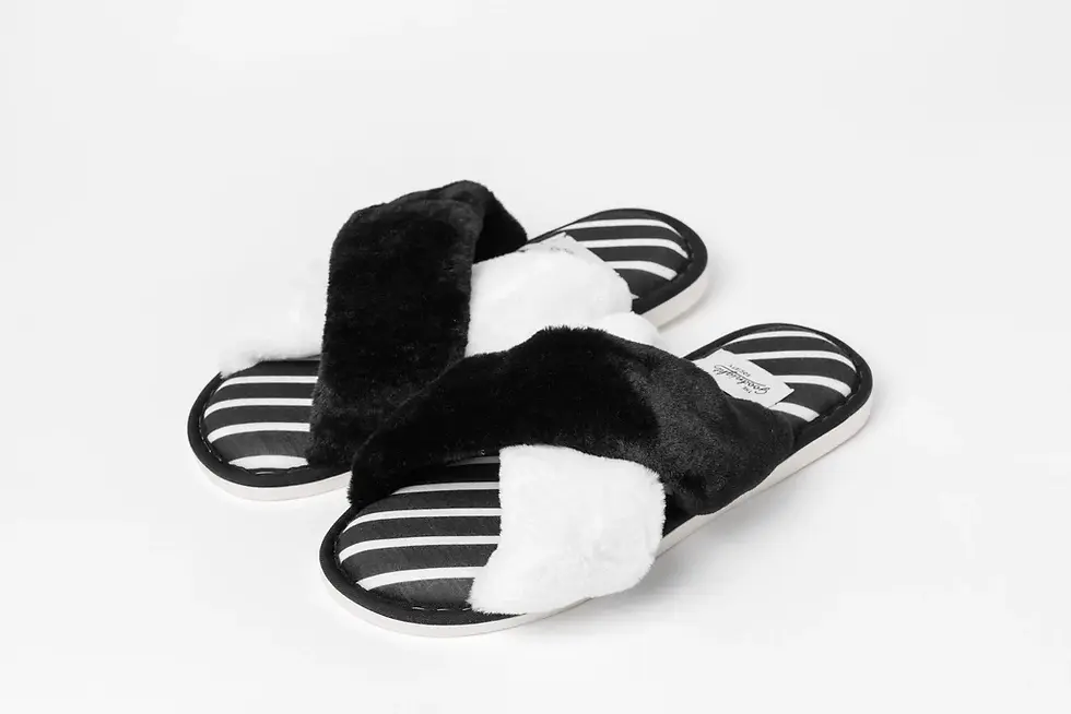 Thumbnail: Crossover Hotel Slide - Black/White
