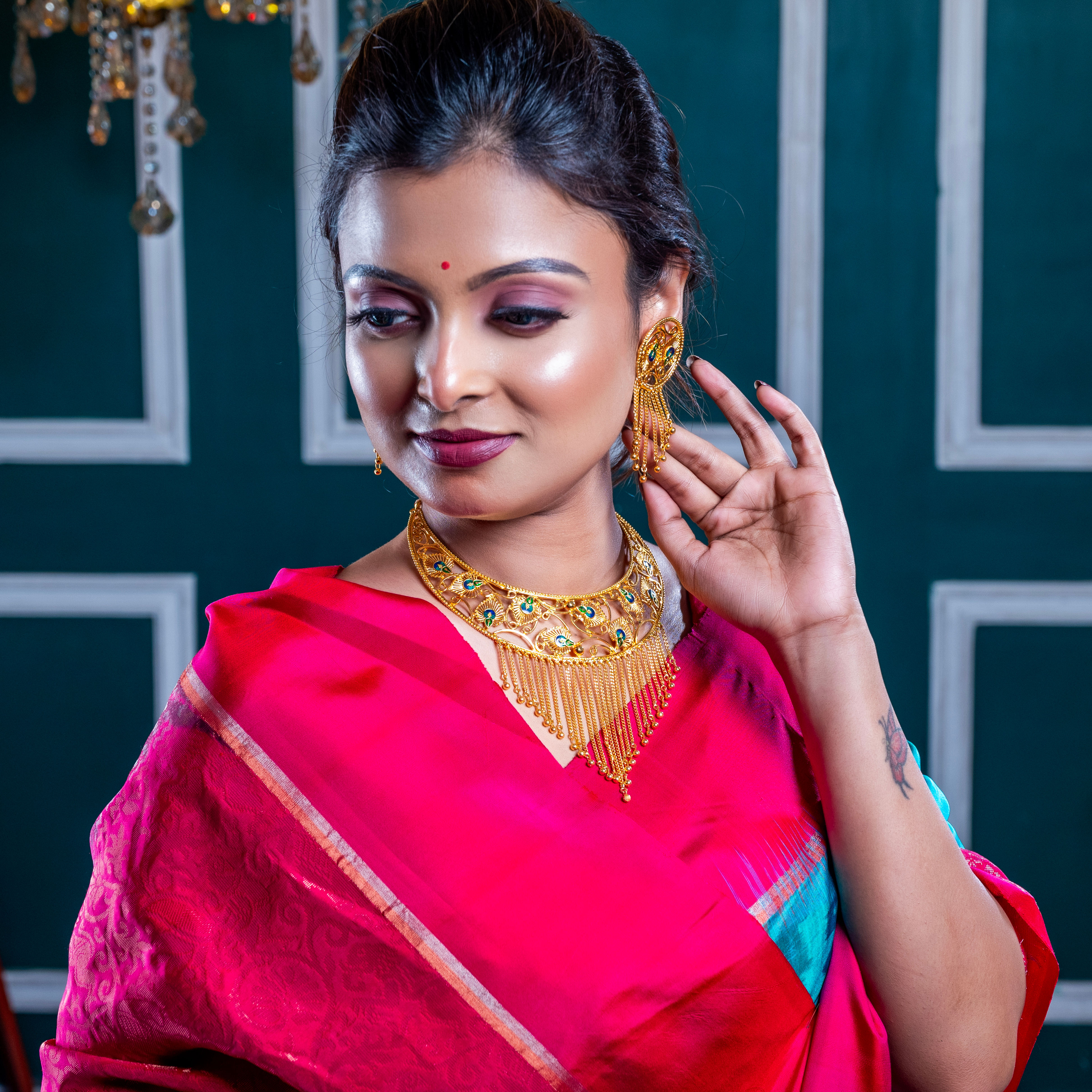 Minakari mayur pankhi