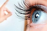 finger auge_edited.jpg
