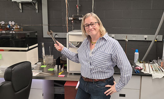Jen Routledge in Lab 2024 Sep 20240924_111858.jpg