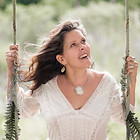 eye glance swing.jpg