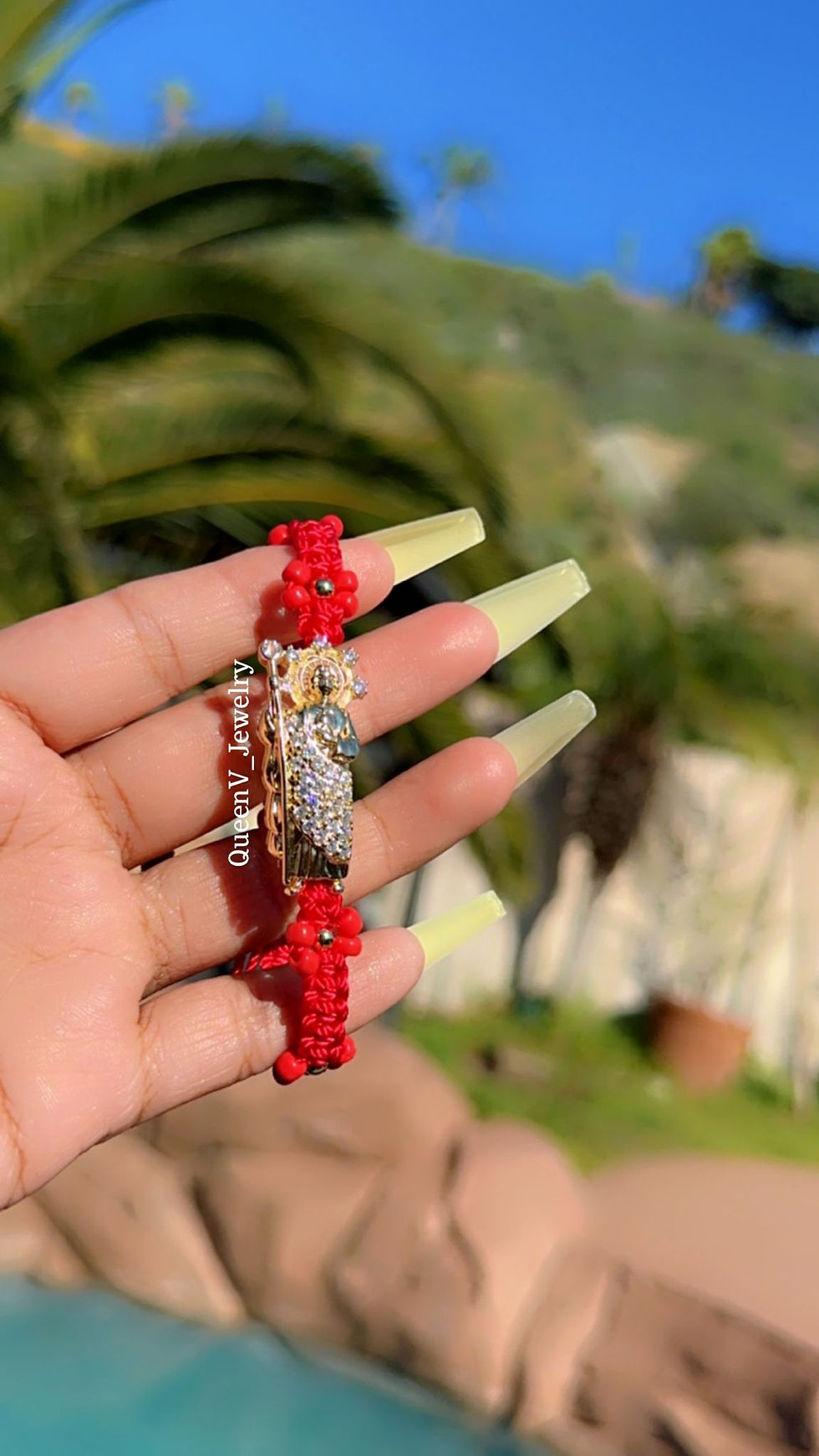 Thumbnail: Zirconia San Judas Thread Bracelet