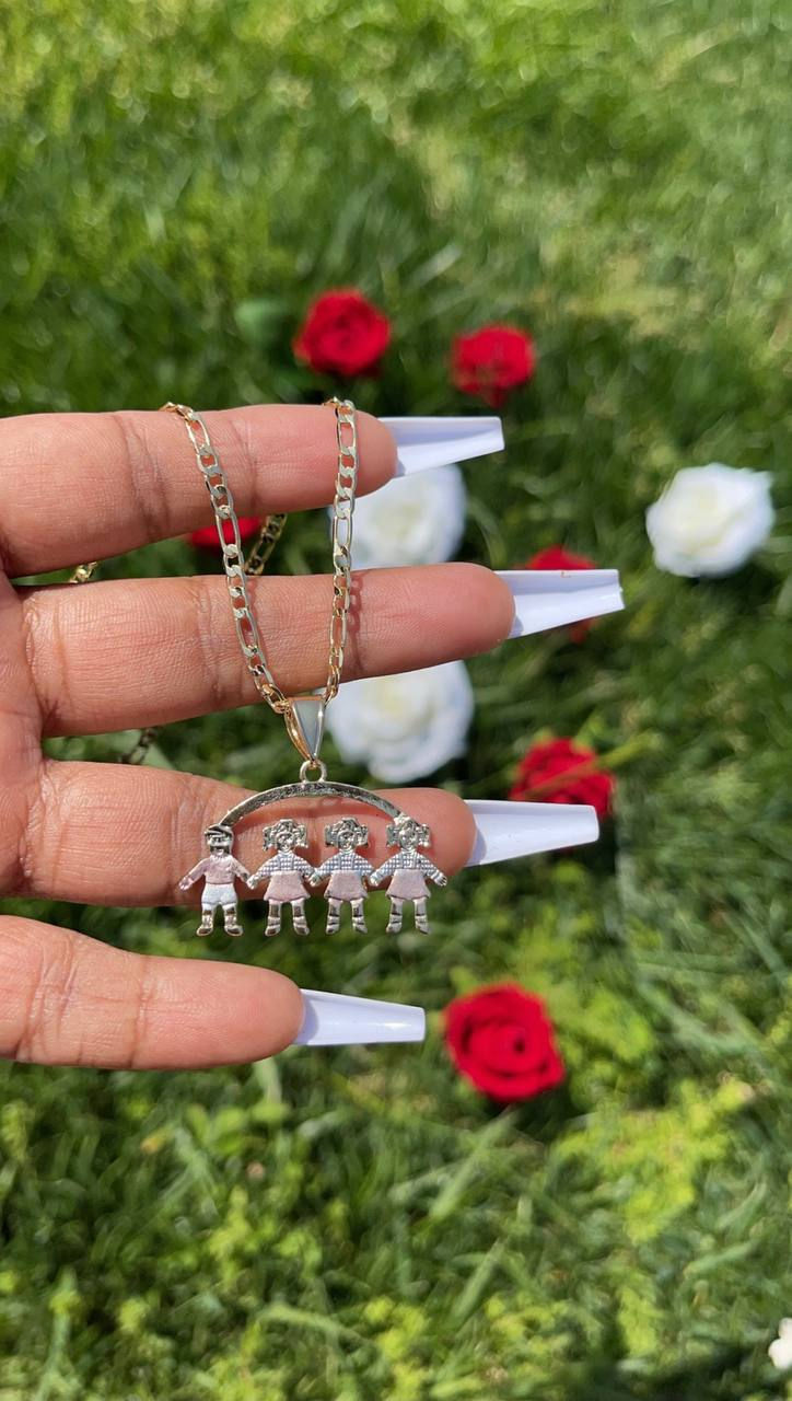 Thumbnail: 3Tone Mother's Necklace with 1 Boy & 3 Girls Charm