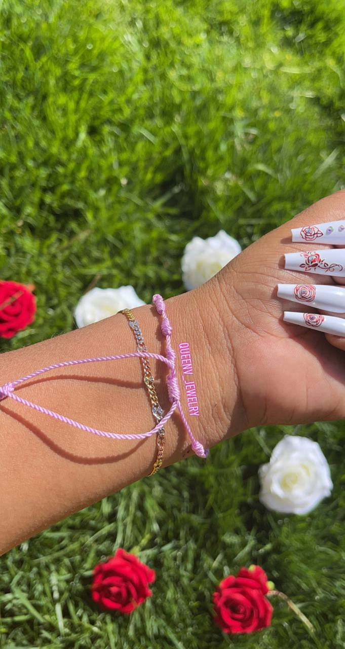 Thumbnail: "Mama" Lavender Heart  Adjustable Thread Bracelet