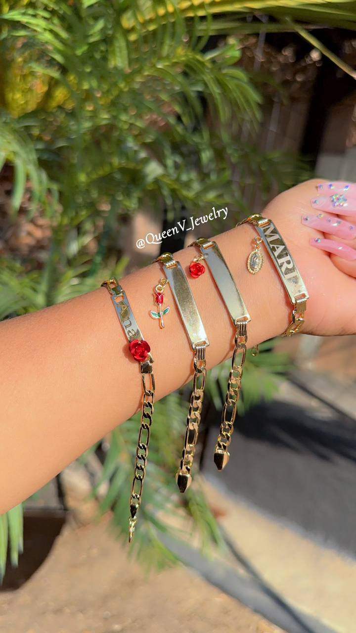 Thumbnail: Woman Adult Personalized NAME Bracelets Esclavas