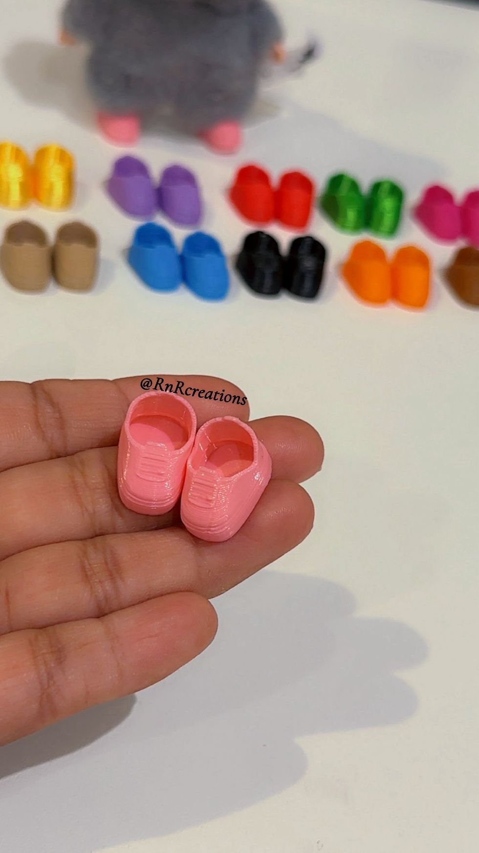 Thumbnail: Pin For Love Mini Labubu Removable shoes