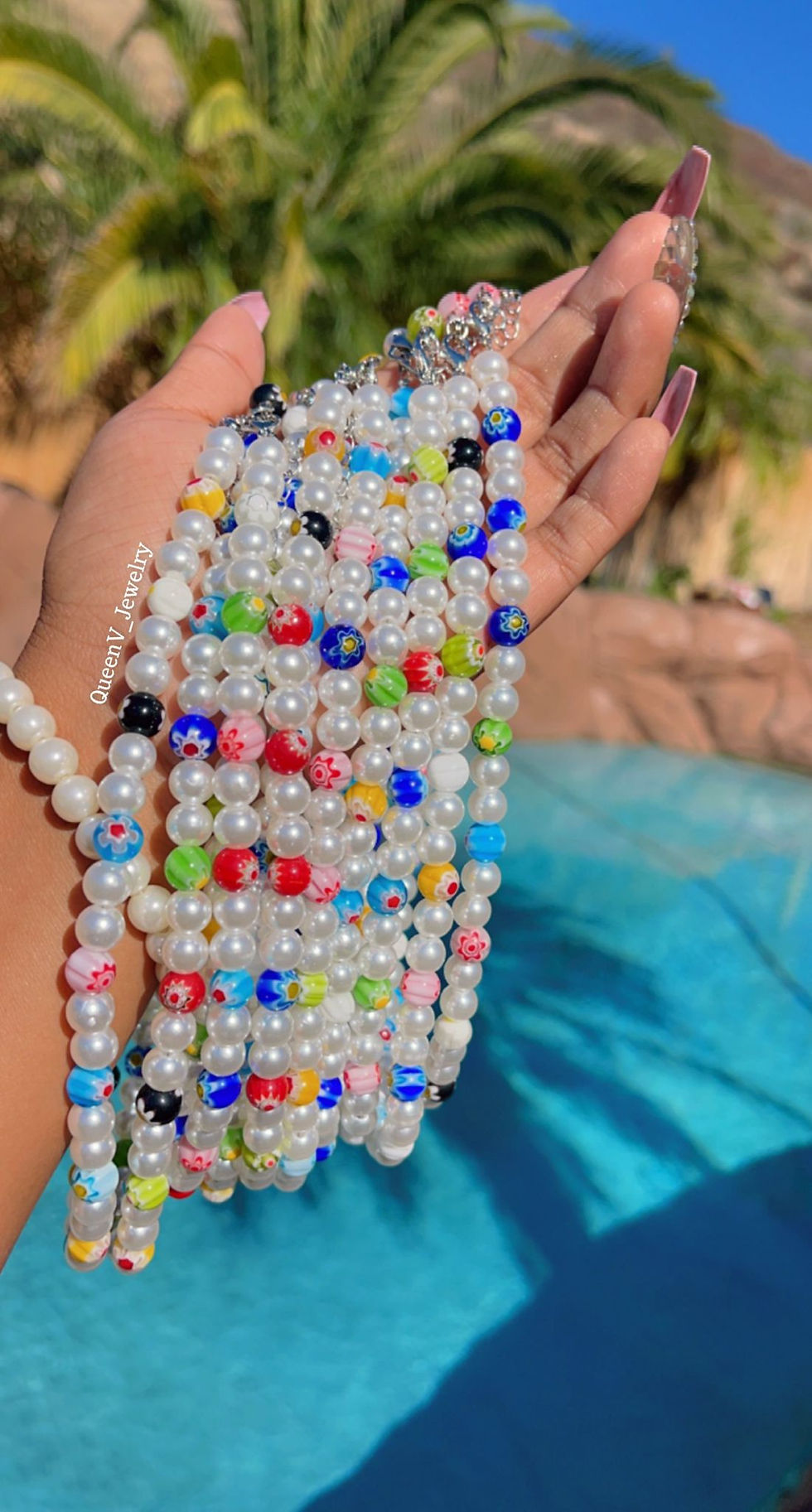 Thumbnail: "Fun Flirt" Summer Pearl Necklace