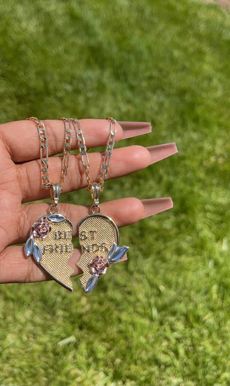 Thumbnail: Large size 3Tone "Best Friends" Broken Heart Necklace💔