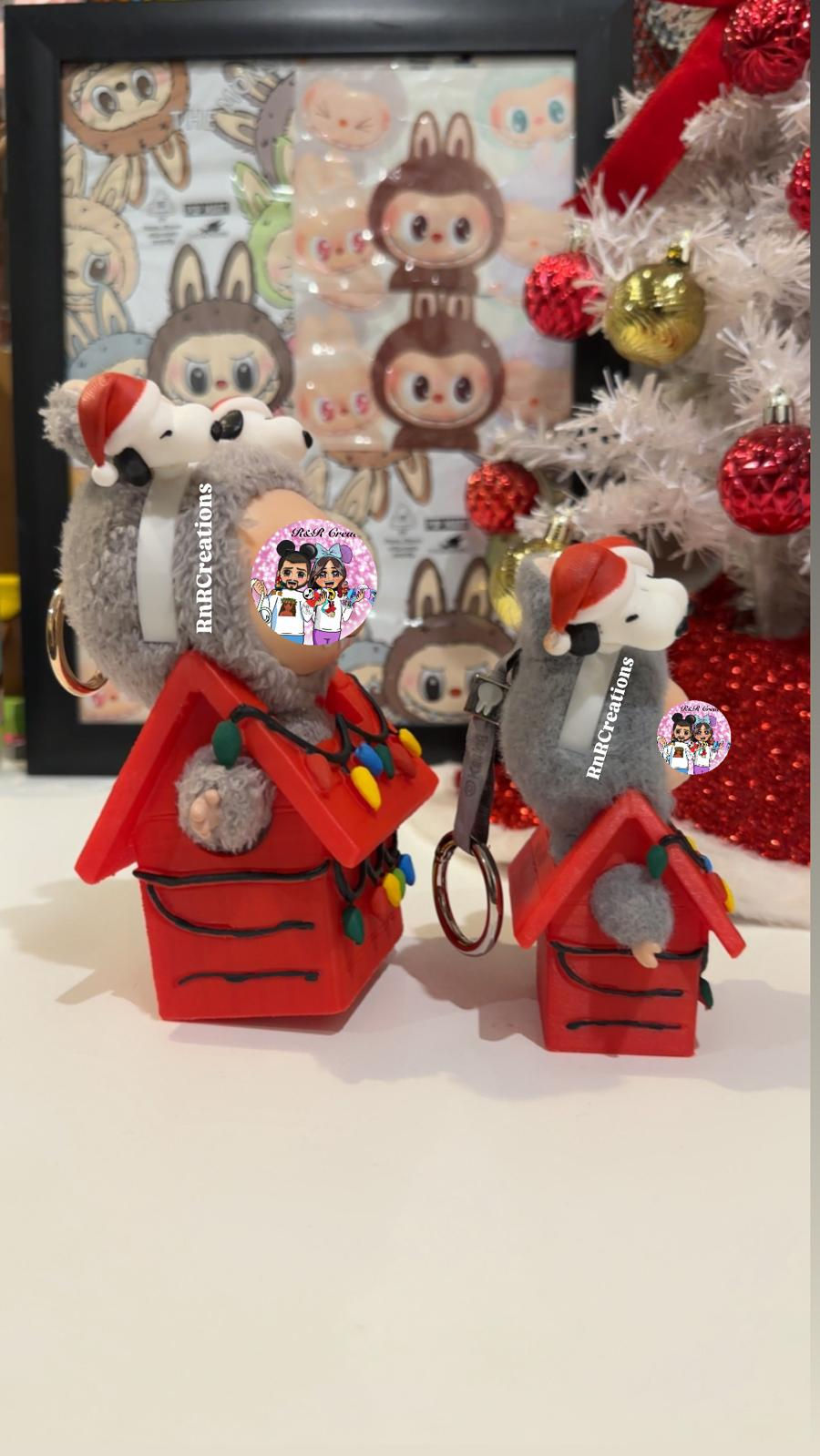 Thumbnail: Snoopy Christmas pin For Love MINI size Figurine Keychain Do