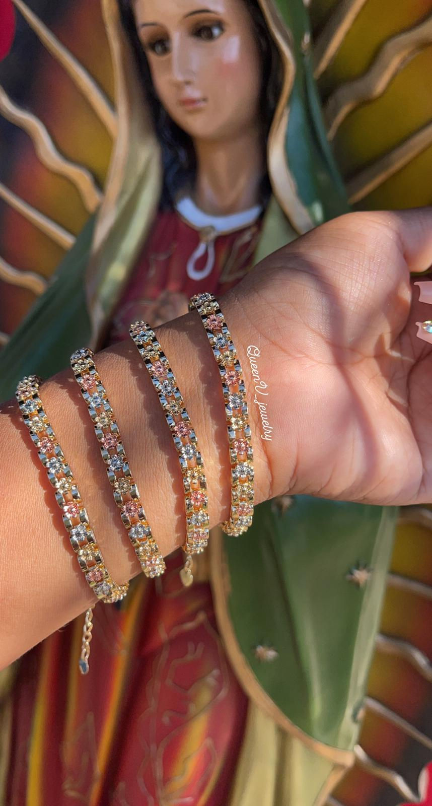 Thumbnail: 3Tone Flower Chain "Esclava" Bracelet.