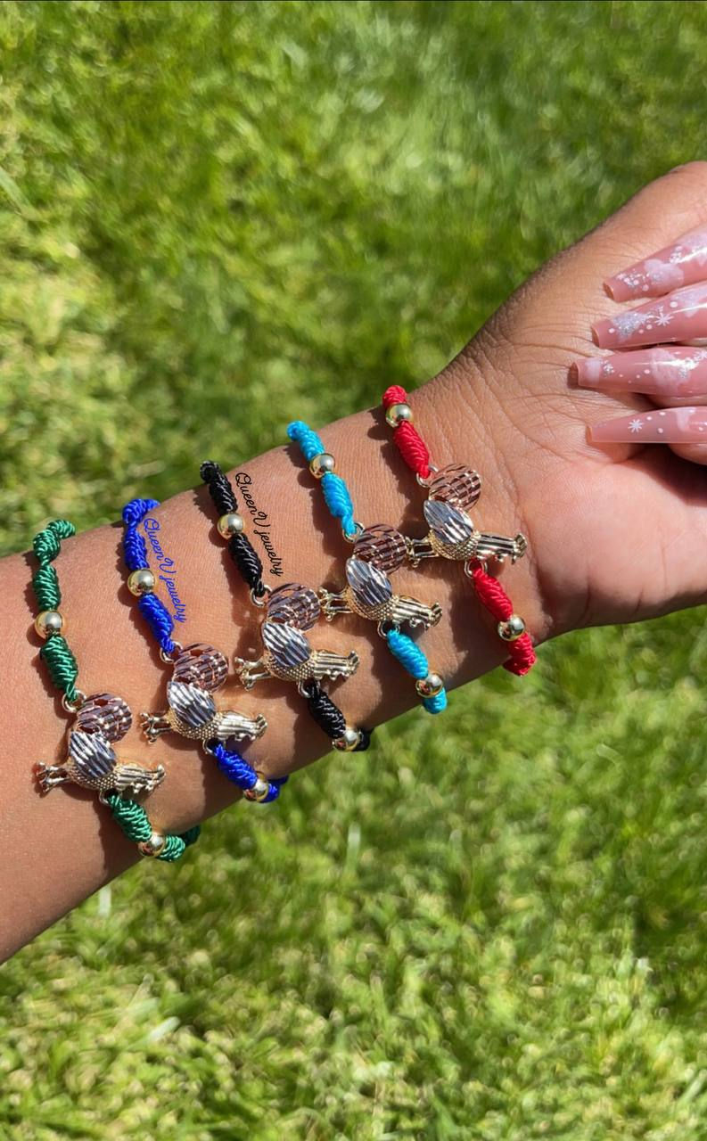 Thumbnail: El Gallito Thread Bracelet's