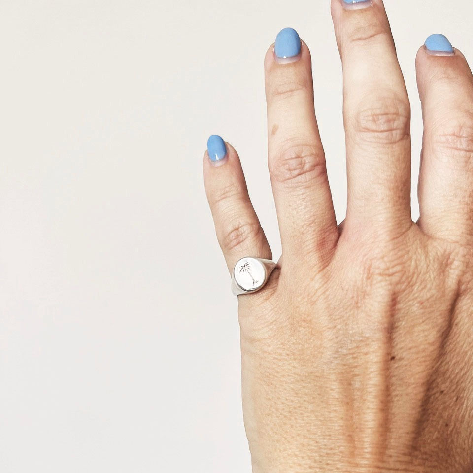 Thumbnail: Palm Signet Ring