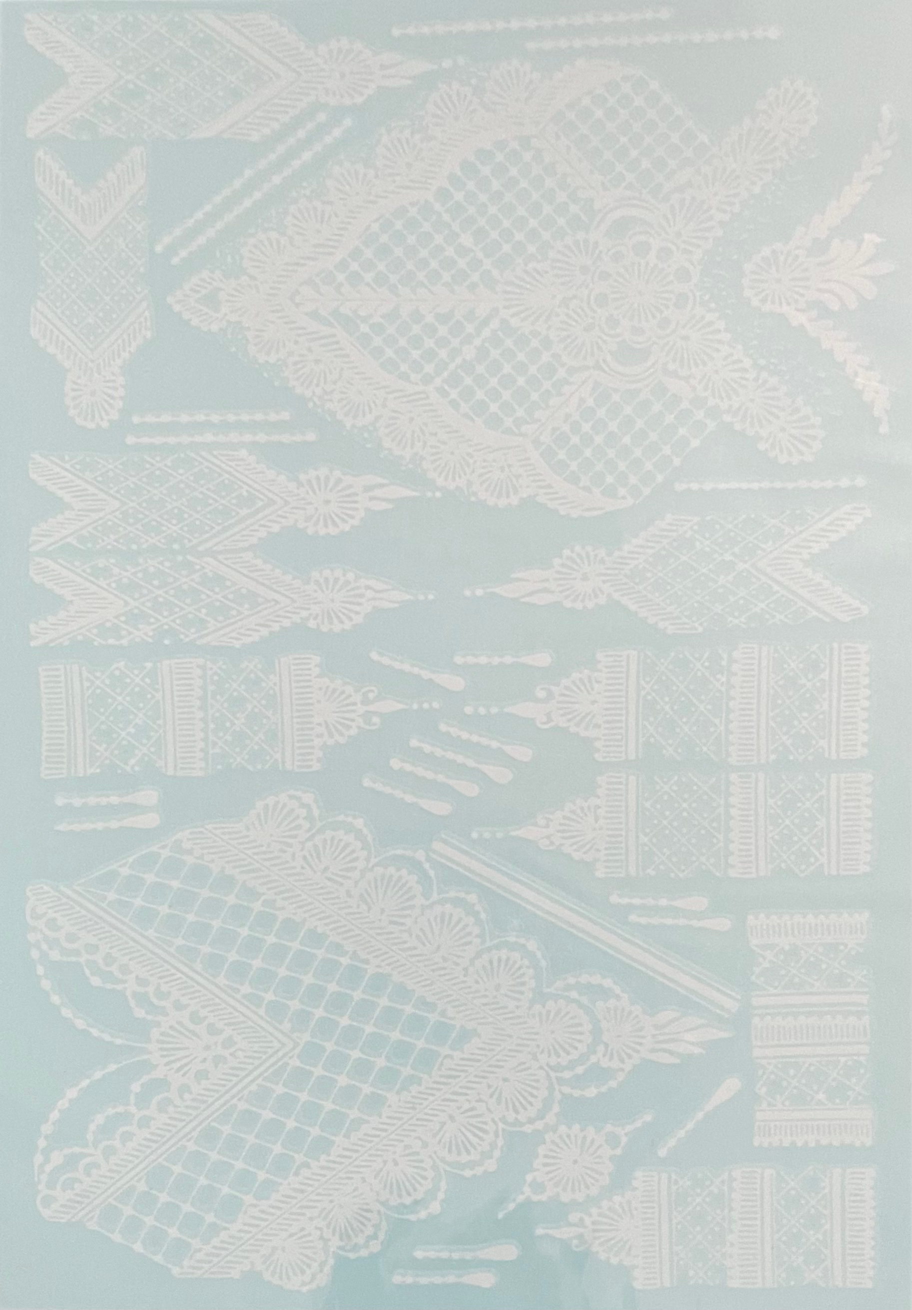 Soukaina Tatouage blanc