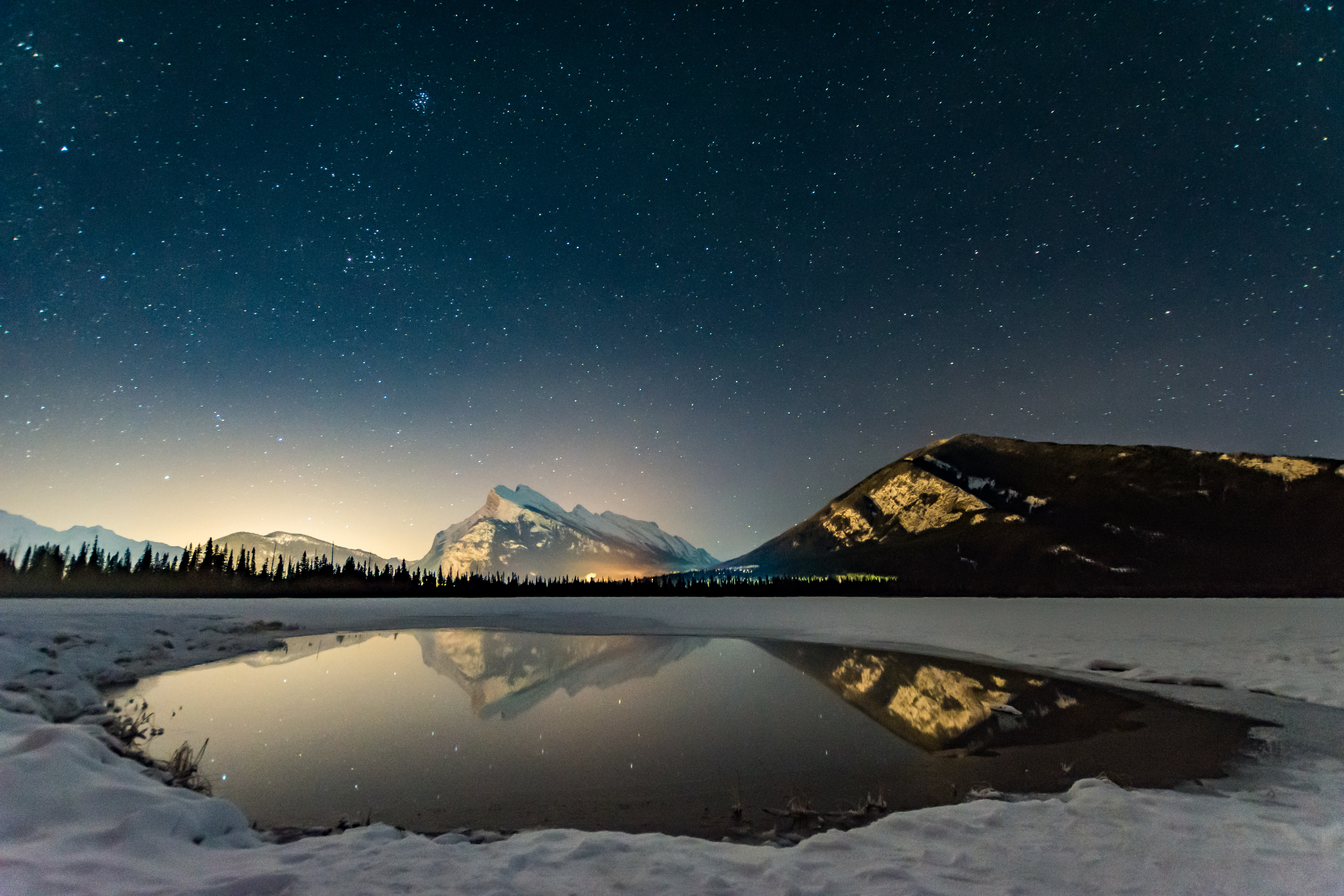 Frozen Reflection - Canada - REF:62