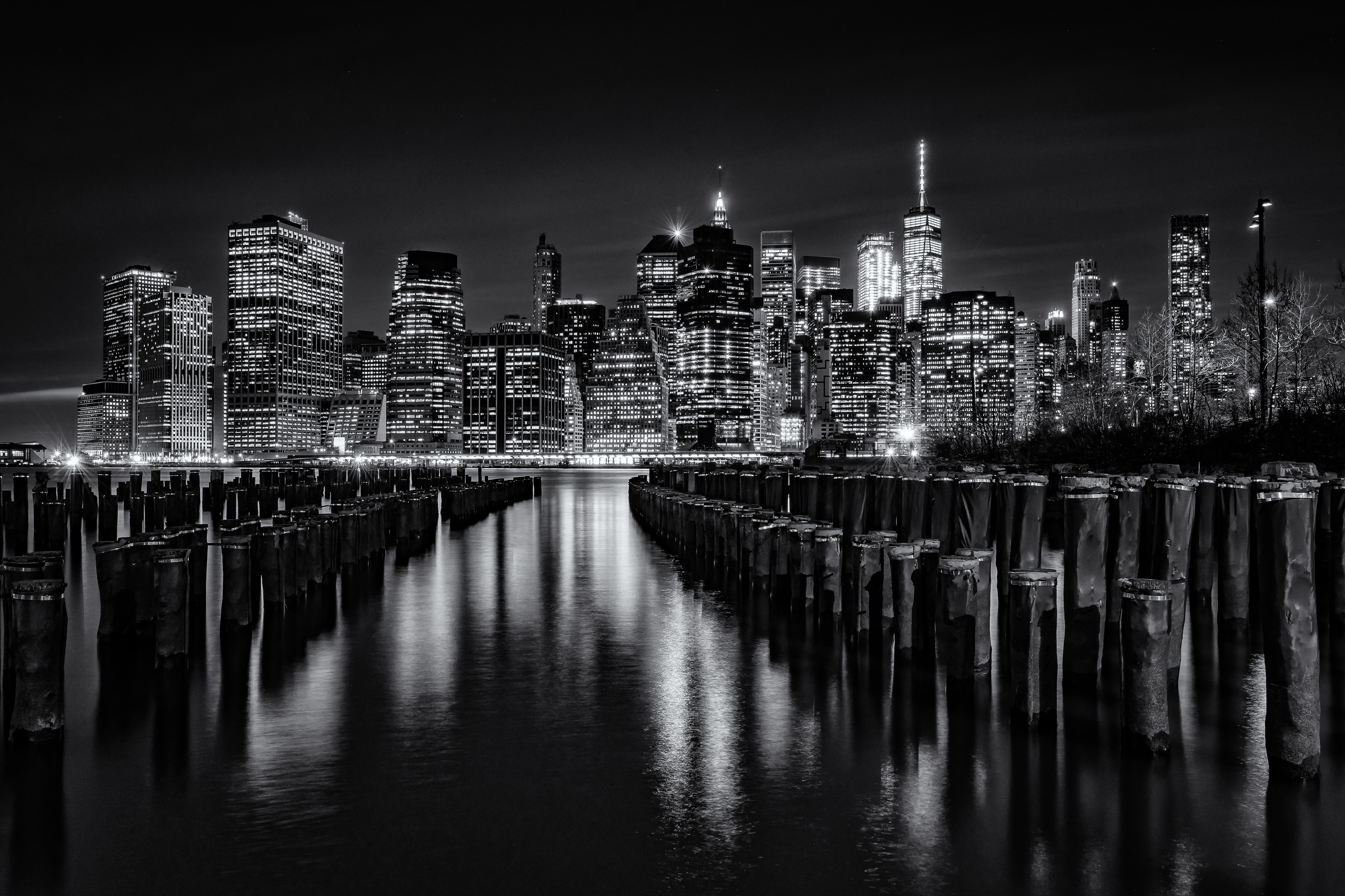Dark City Bright Lights - REF:127