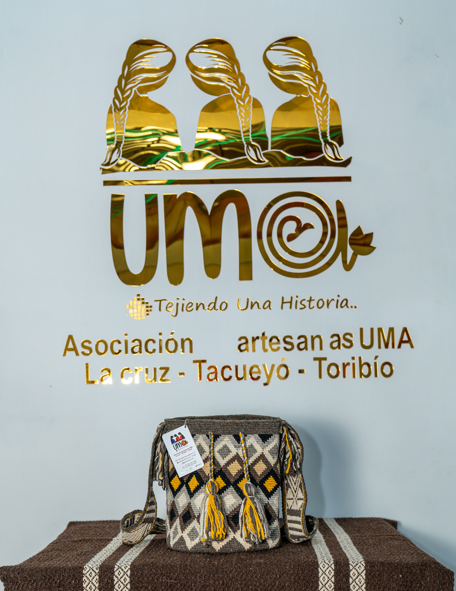 Mochila a convivencia en unidad como hermanos con el sol, La tierra y la luna
