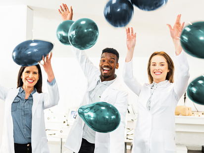 ESTAMOS DE ANIVERSÁRIO! 9 ANOS DE ATUAÇÃO EM TREINAMENTO MÉDICO