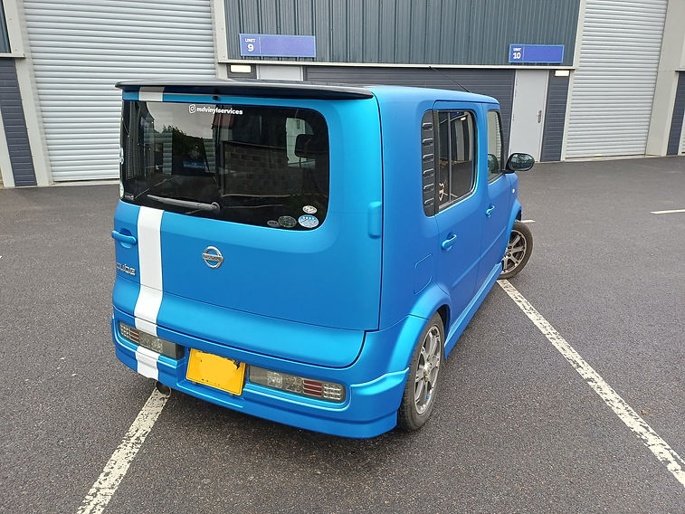 Nissan Cube z11 wrapped in blue