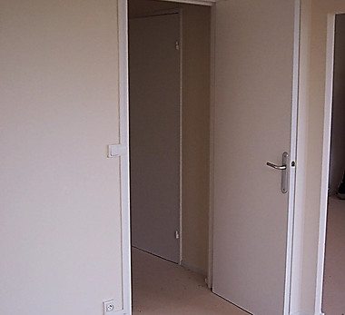 moulures et prises oteo legrand.jpg