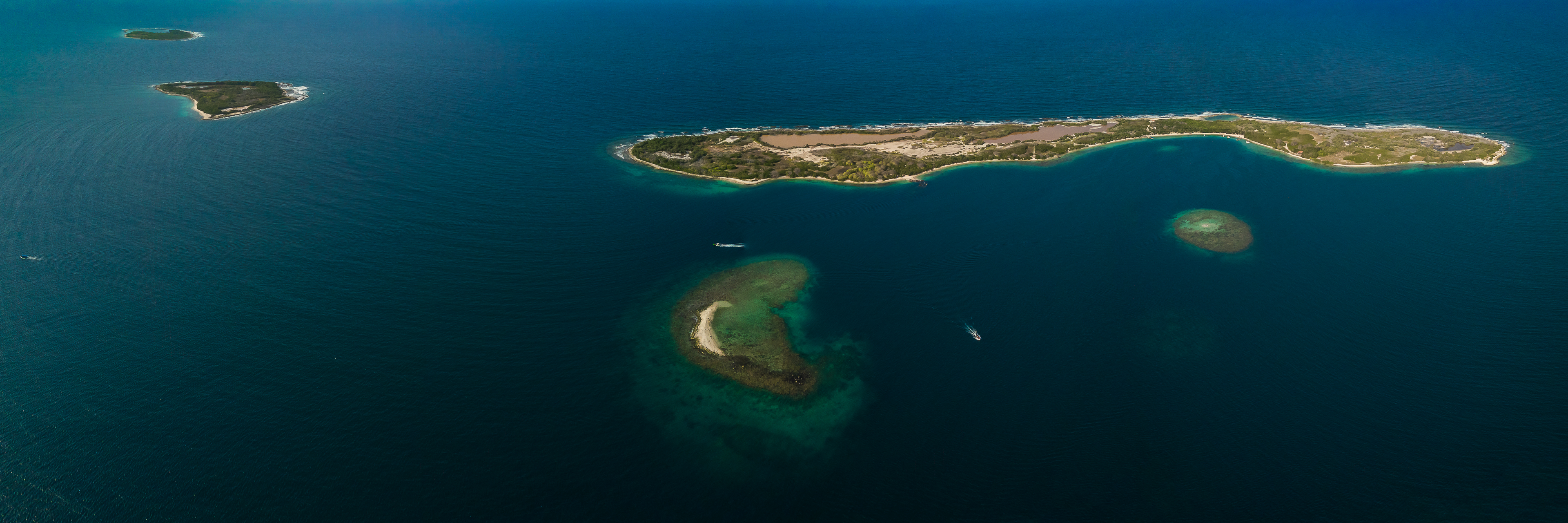 Isla Larga, Puerto Cabello