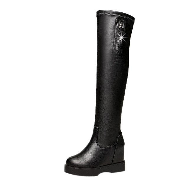 Women’s Knee-high Slip on Round Toe Boots