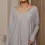 Miniatura: Remera Cuello V Larga y Amplia para Mujer – Estilo Relajado y Cómodo