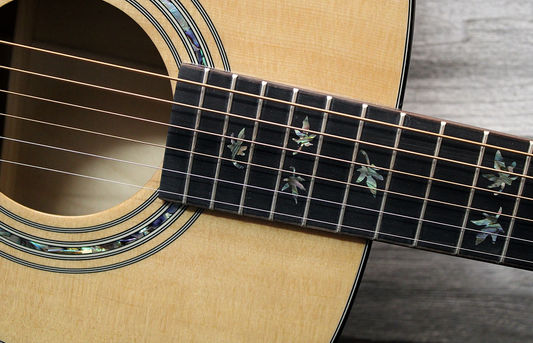 YOU´S - L140E
Guitar-Inn