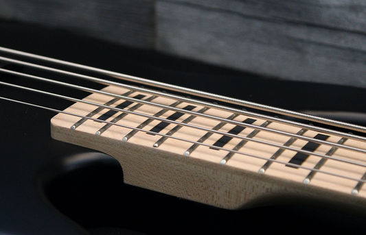 G&L Tribute L2500 BKF
Guitar-Inn