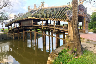 Covered bridge Hue