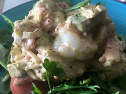 crab, shrimp and avocado salad